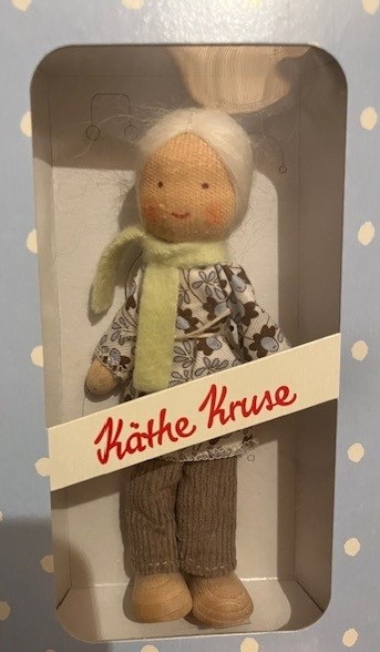 Waldorf Biegepuppe Oma