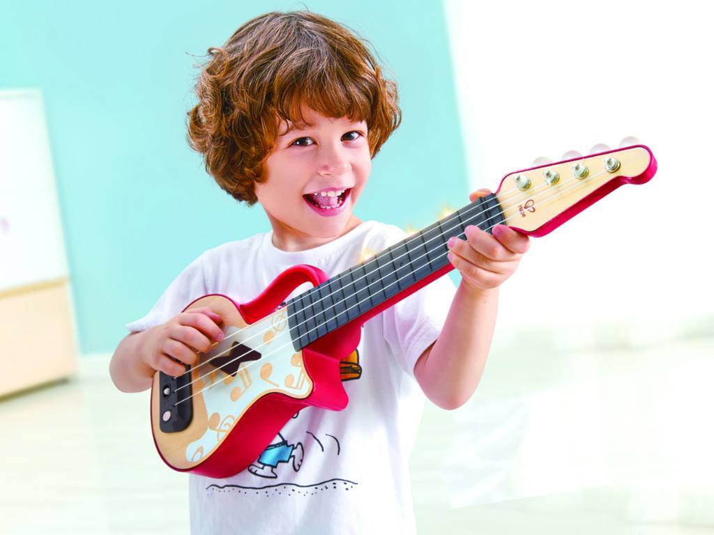 Leuchtende Lern Ukulele rot E0624 v. Hape